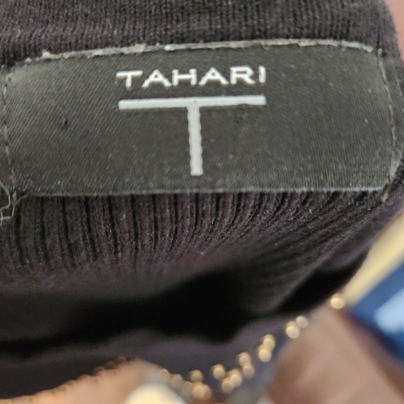 Tahari Black‎ Ribbed Copper Studded L/Sleeve Sweater Top Women no size tag XS/S - Picture 3 of 9